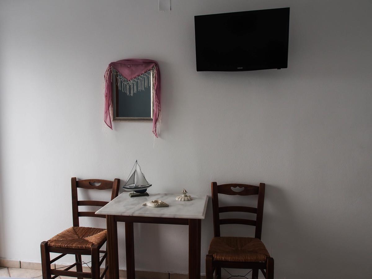 Manos Apartments Мегас-Ялос-Нитес Экстерьер фото