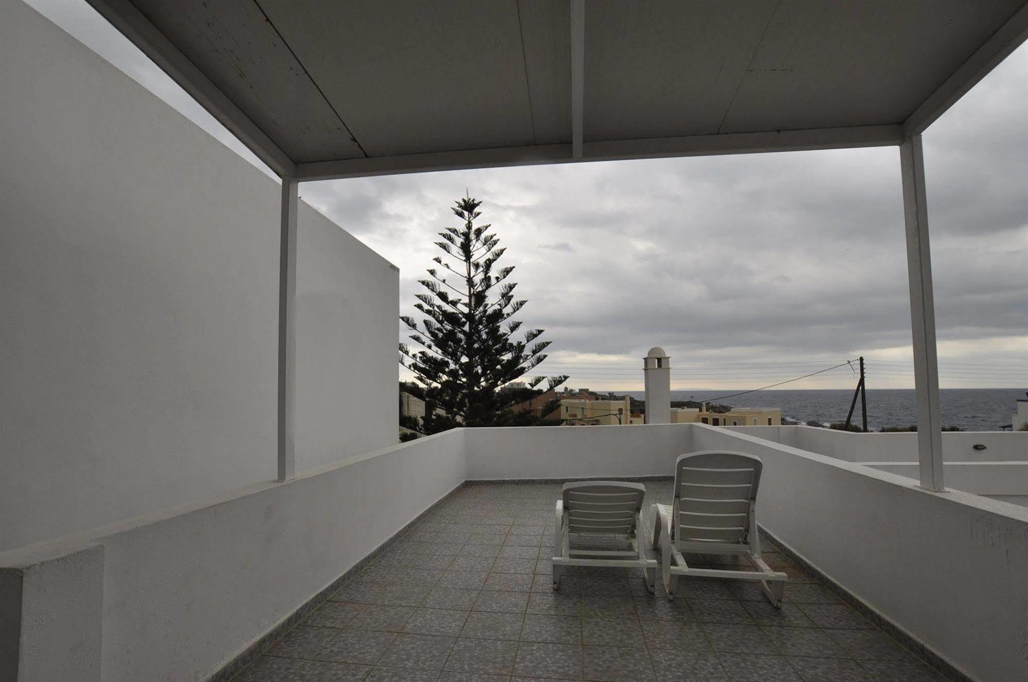 Manos Apartments Мегас-Ялос-Нитес Экстерьер фото
